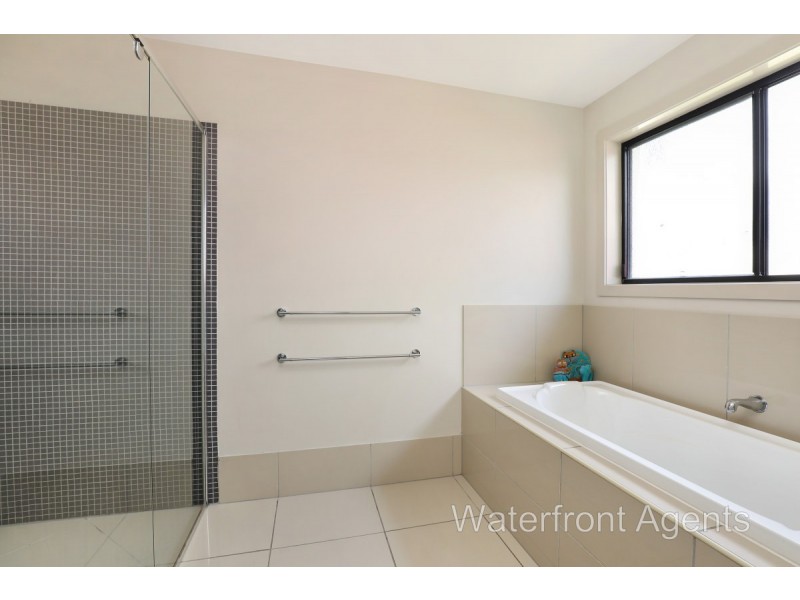 7 Antigua Court, Kawana Island QLD 4575