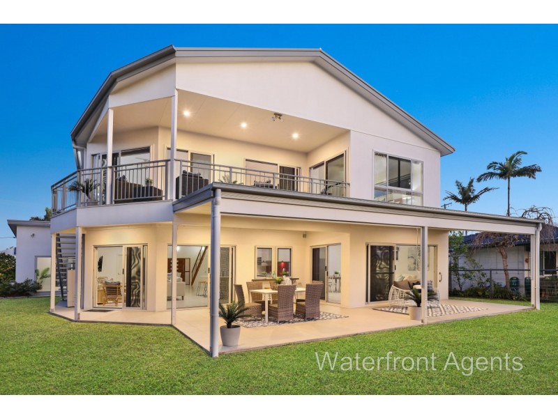 5 Kooringal Crescent, Buddina QLD 4575