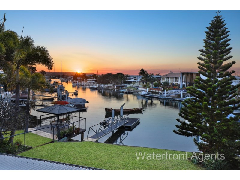 5 Kooringal Crescent, Buddina QLD 4575