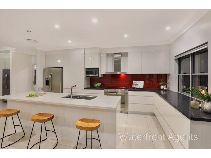 5 Kooringal Crescent, Buddina QLD 4575