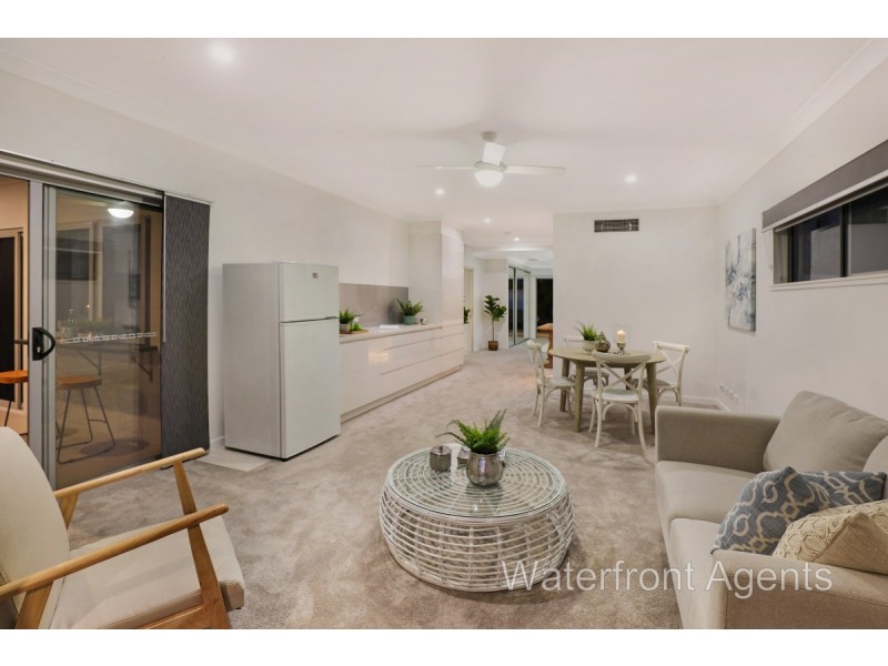 5 Kooringal Crescent, Buddina QLD 4575