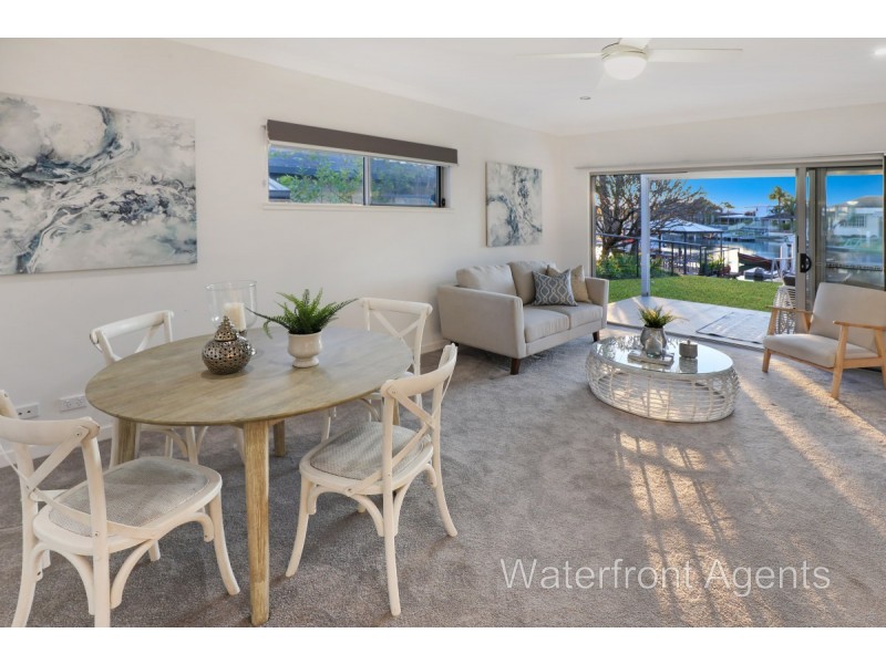 5 Kooringal Crescent, Buddina QLD 4575