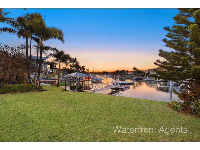5 Kooringal Crescent, Buddina QLD 4575