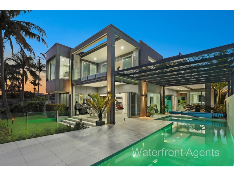 32 Kumbada Court, Minyama QLD 4575