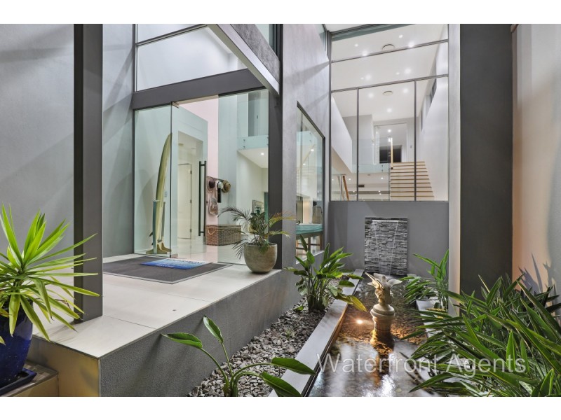 32 Kumbada Court, Minyama QLD 4575