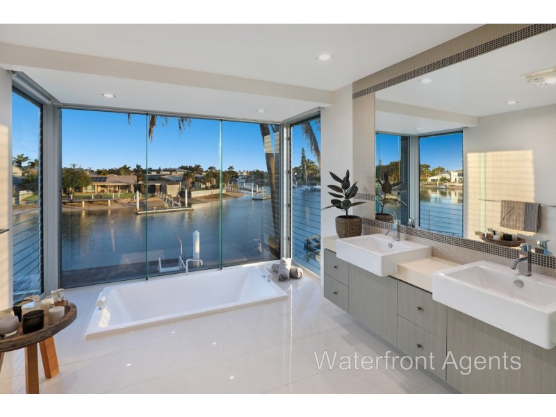 32 Kumbada Court, Minyama QLD 4575