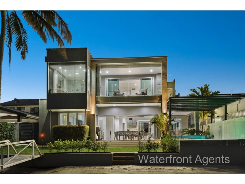 32 Kumbada Court, Minyama QLD 4575