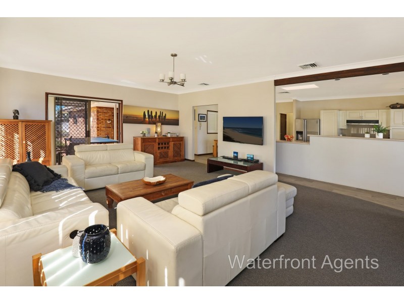 24 Aroona Avenue, Buddina QLD 4575