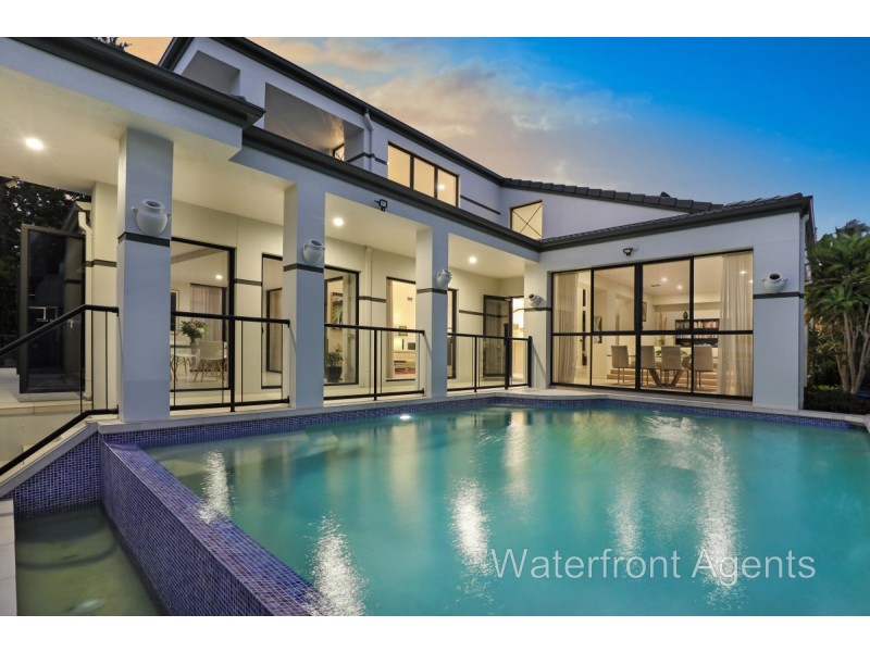 35 Mooloolah Island, Minyama QLD 4575