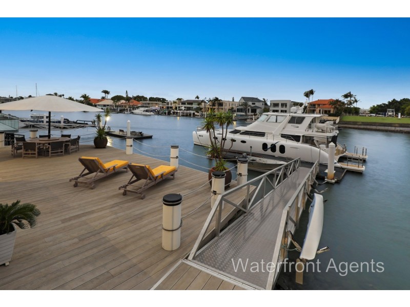 35 Mooloolah Island, Minyama QLD 4575