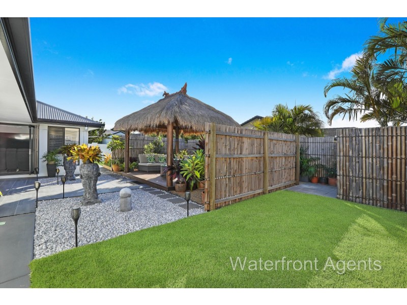 1 Mauritius Crescent, Kawana Island QLD 4575
