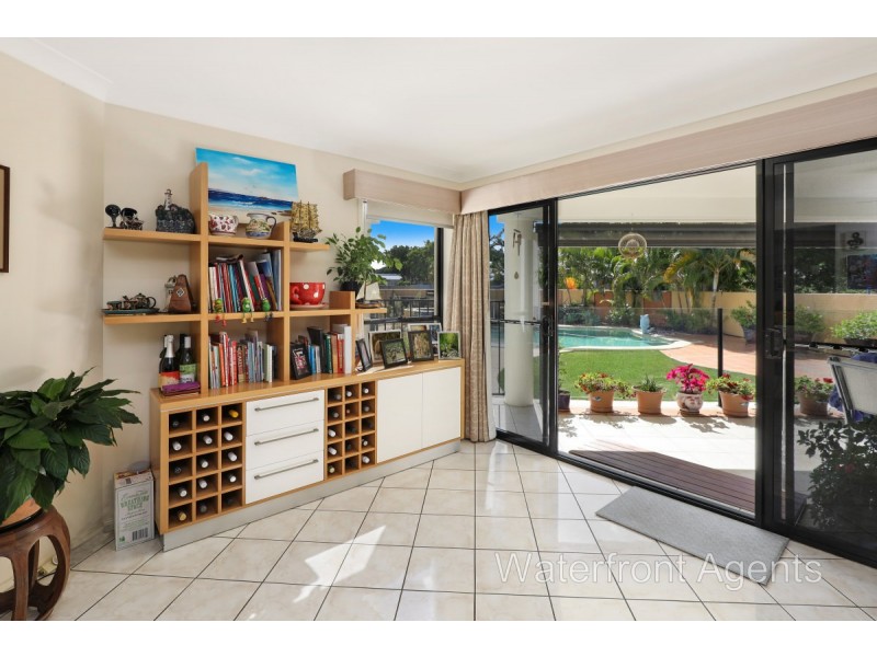 14 Mykonos Court, Kawana Island QLD 4575