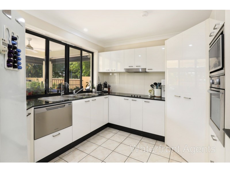 14 Mykonos Court, Kawana Island QLD 4575