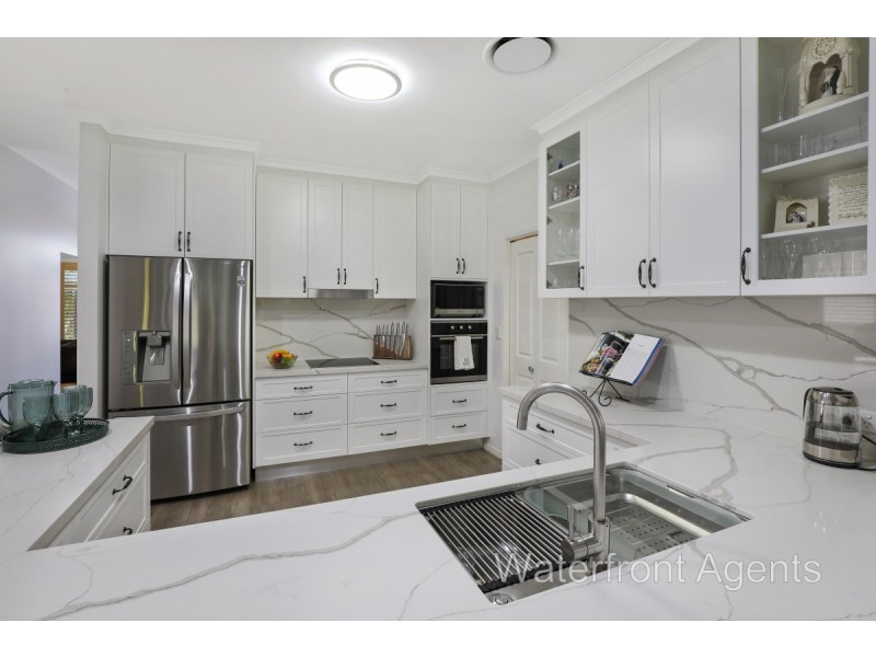 16 Fitzroy Court, Kawana Island QLD 4575