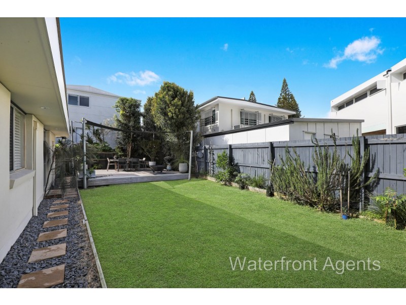 17 Parkana Crescent, Buddina QLD 4575