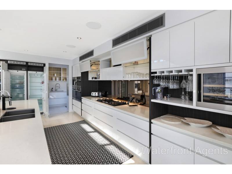 16 Kumbada Court, Minyama QLD 4575