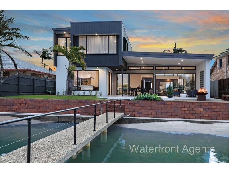 32 Coomaroo Crescent, Minyama QLD 4575