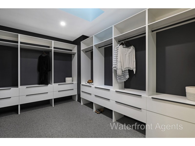 32 Coomaroo Crescent, Minyama QLD 4575