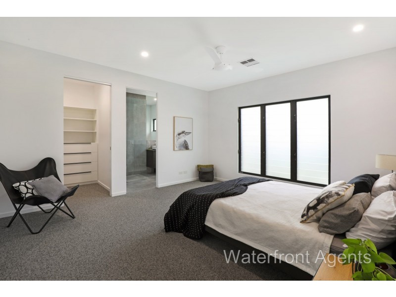 32 Coomaroo Crescent, Minyama QLD 4575