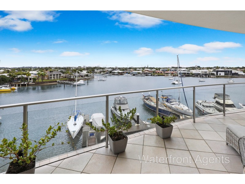 402/13 Nicklin Way, Minyama QLD 4575