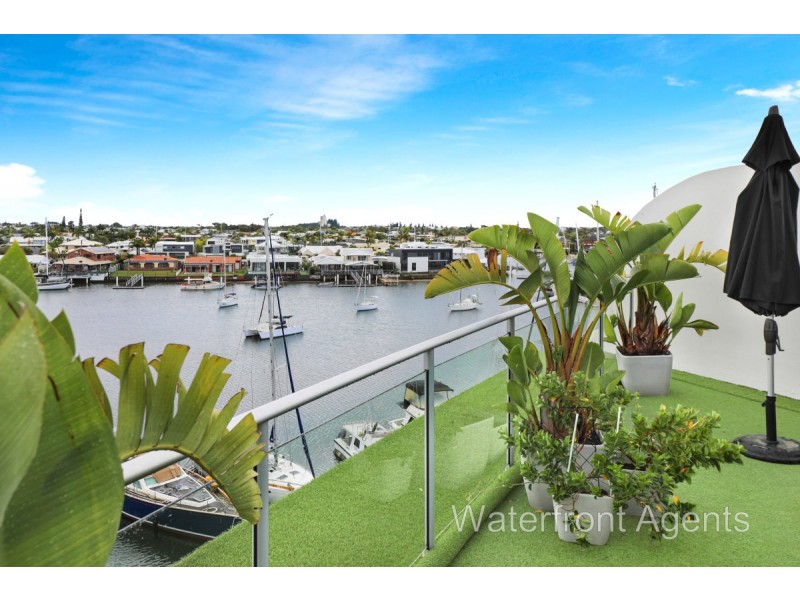 402/13 Nicklin Way, Minyama QLD 4575