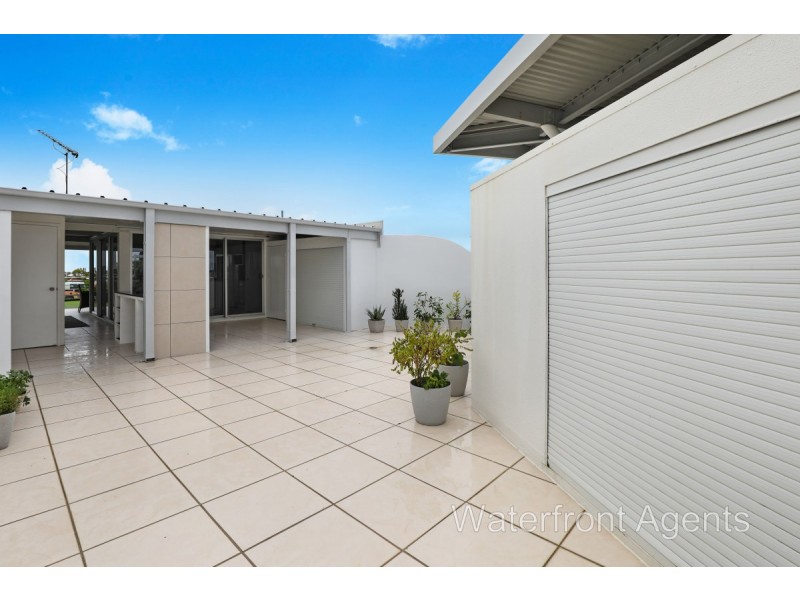 402/13 Nicklin Way, Minyama QLD 4575