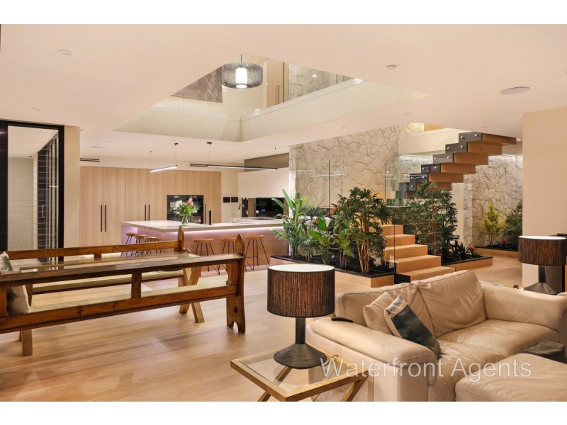 28 Kumbada Court, Minyama QLD 4575