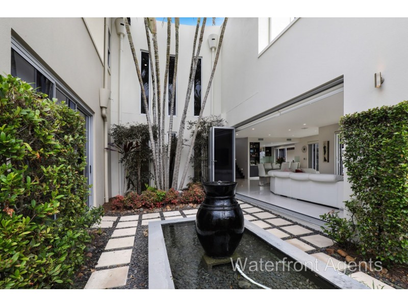 10 Jessica Boulevard, Minyama QLD 4575