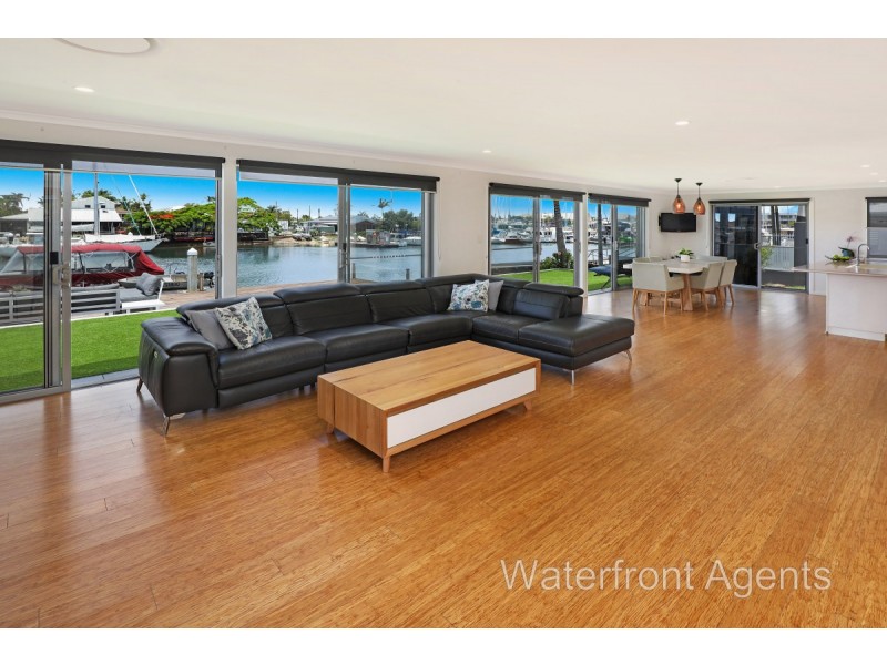 15 Myoora Court, Minyama QLD 4575