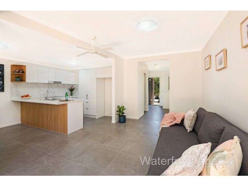 2/15 Boorook Street, Buddina QLD 4575