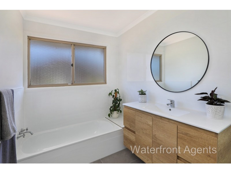 2/15 Boorook Street, Buddina QLD 4575