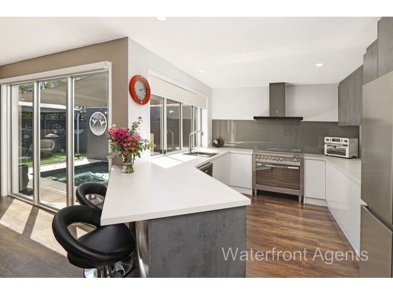 18 Fitzroy Court, Parrearra QLD 4575