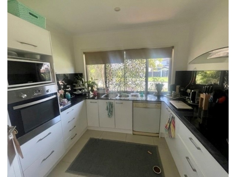 1/15 Boorook Street, Buddina QLD 4575