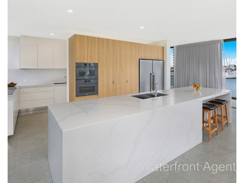 17 Myoora Court, Minyama QLD 4575