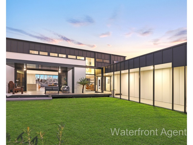 17 Myoora Court, Minyama QLD 4575