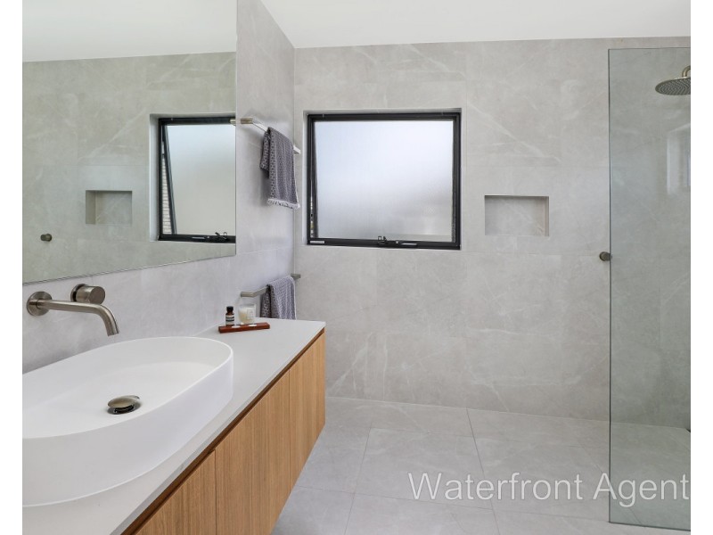 17 Myoora Court, Minyama QLD 4575