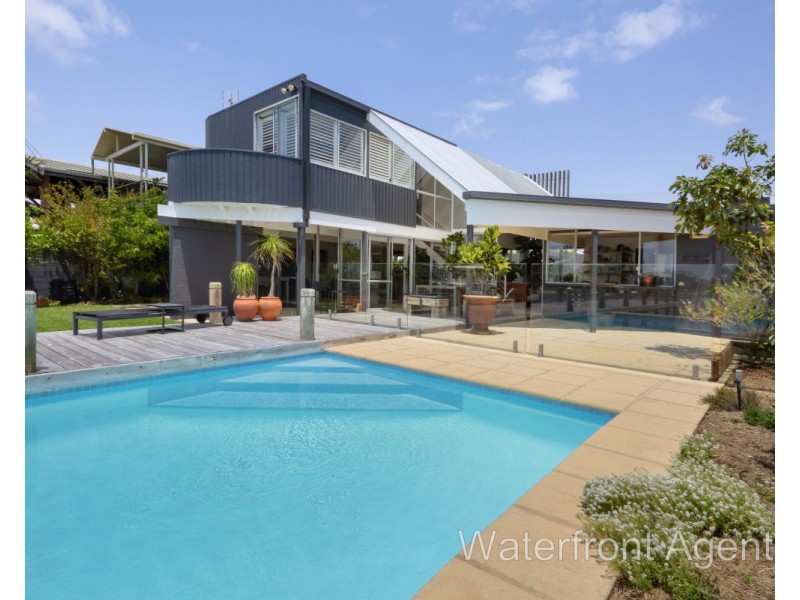 39 Coomaroo Crescent, Minyama QLD 4575