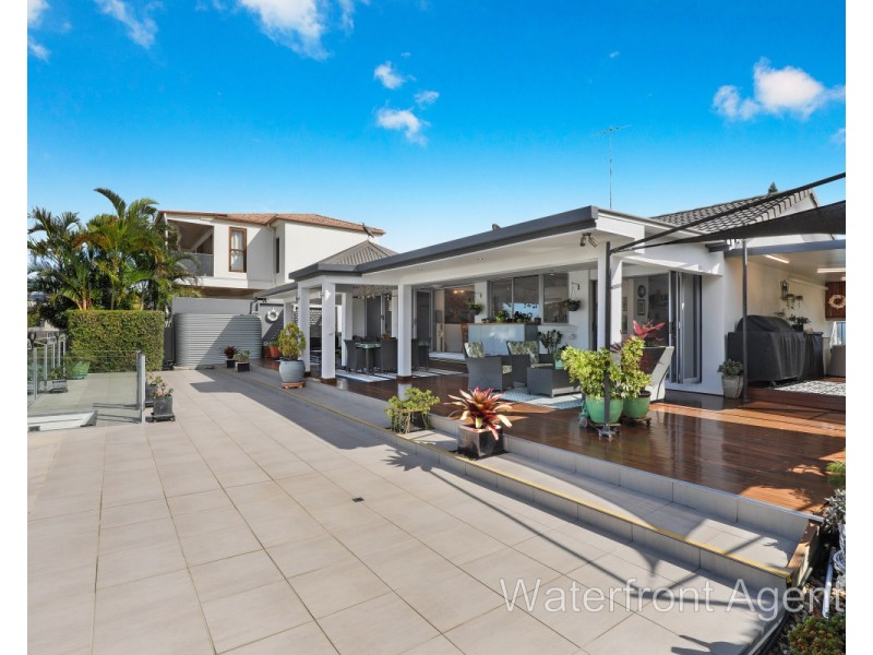 21 Oak Court, Minyama QLD 4575