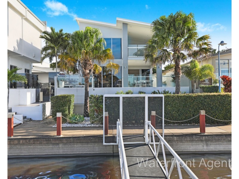 29 Barbuda Circuit, Kawana Island QLD 4575