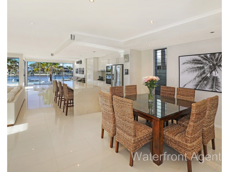 29 Barbuda Circuit, Kawana Island QLD 4575
