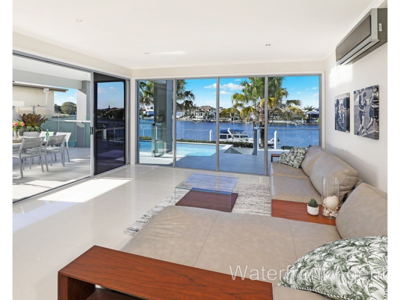 29 Barbuda Circuit, Kawana Island QLD 4575