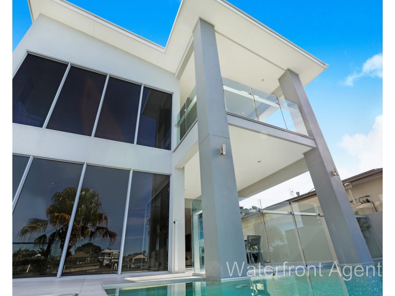 29 Barbuda Circuit, Kawana Island QLD 4575