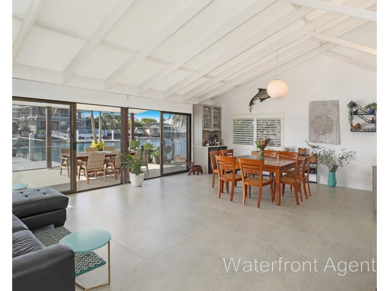 33 Kooringal Crescent, Buddina QLD 4575