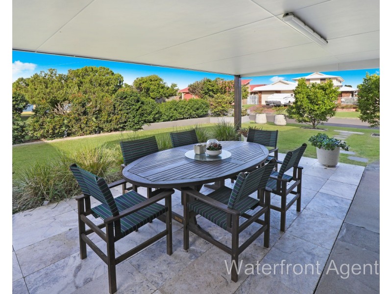 33 Kooringal Crescent, Buddina QLD 4575