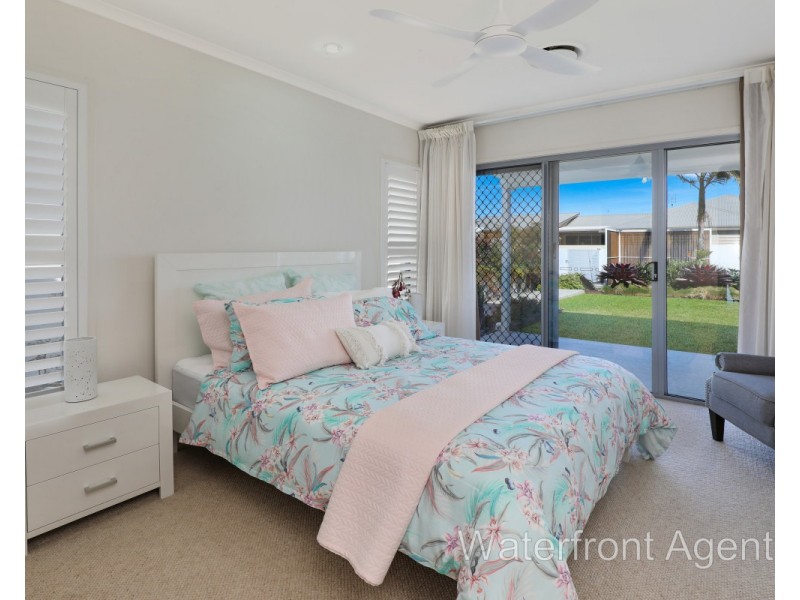 9 Nevis Court, Kawana Island QLD 4575