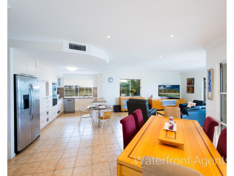 114 Chelsea Crescent, Minyama QLD 4575