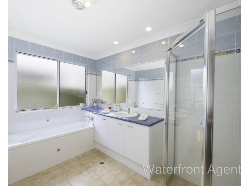 114 Chelsea Crescent, Minyama QLD 4575