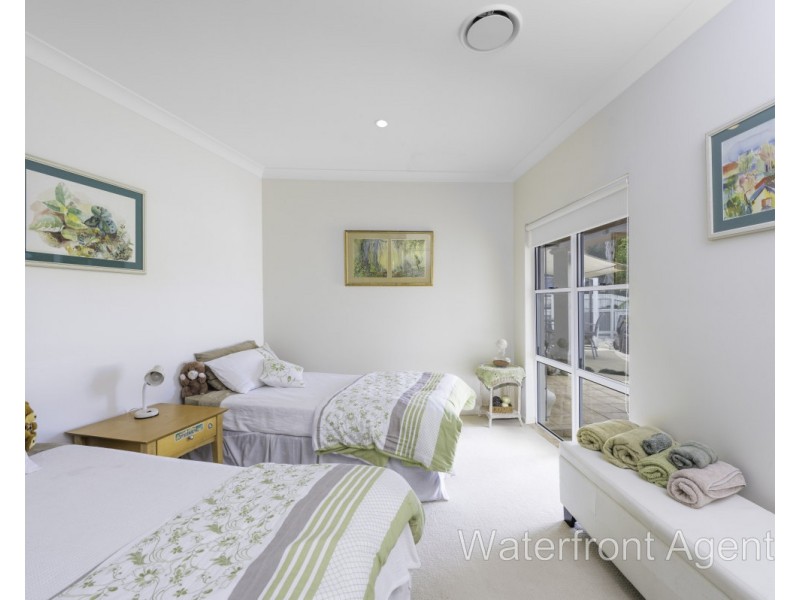 114 Chelsea Crescent, Minyama QLD 4575