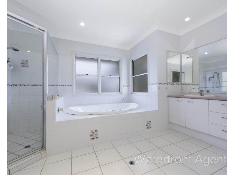 114 Chelsea Crescent, Minyama QLD 4575