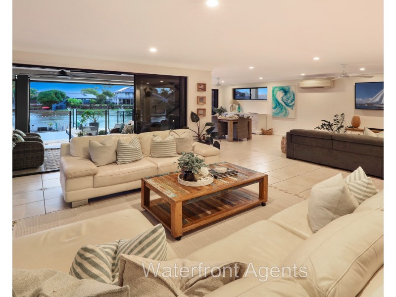 24 Yallanga Place, Mooloolaba QLD 4557